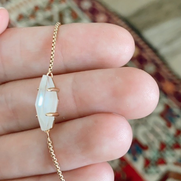 Kendra Scott necklace - Picture 2 of 5